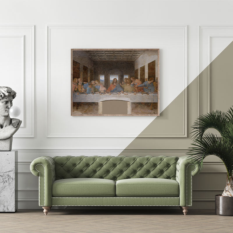Quadro Decorativo A Última Ceia Pendurado Acima de Sofá Verde.