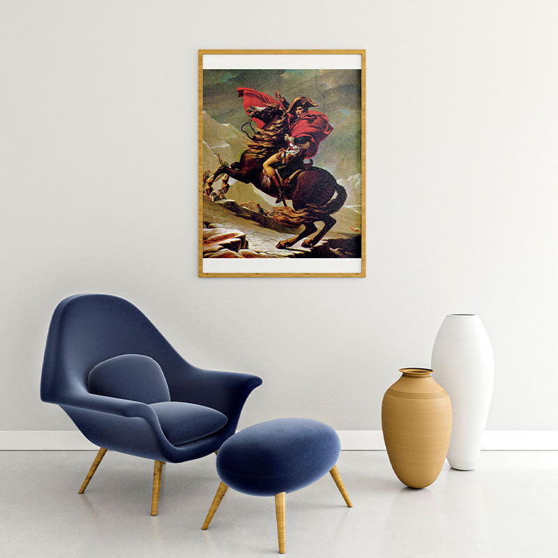 Quadro Napoleão Cruzando os Alpes Pendurado em Parede Branca.